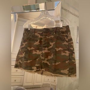 American Eagle Camo Skirt